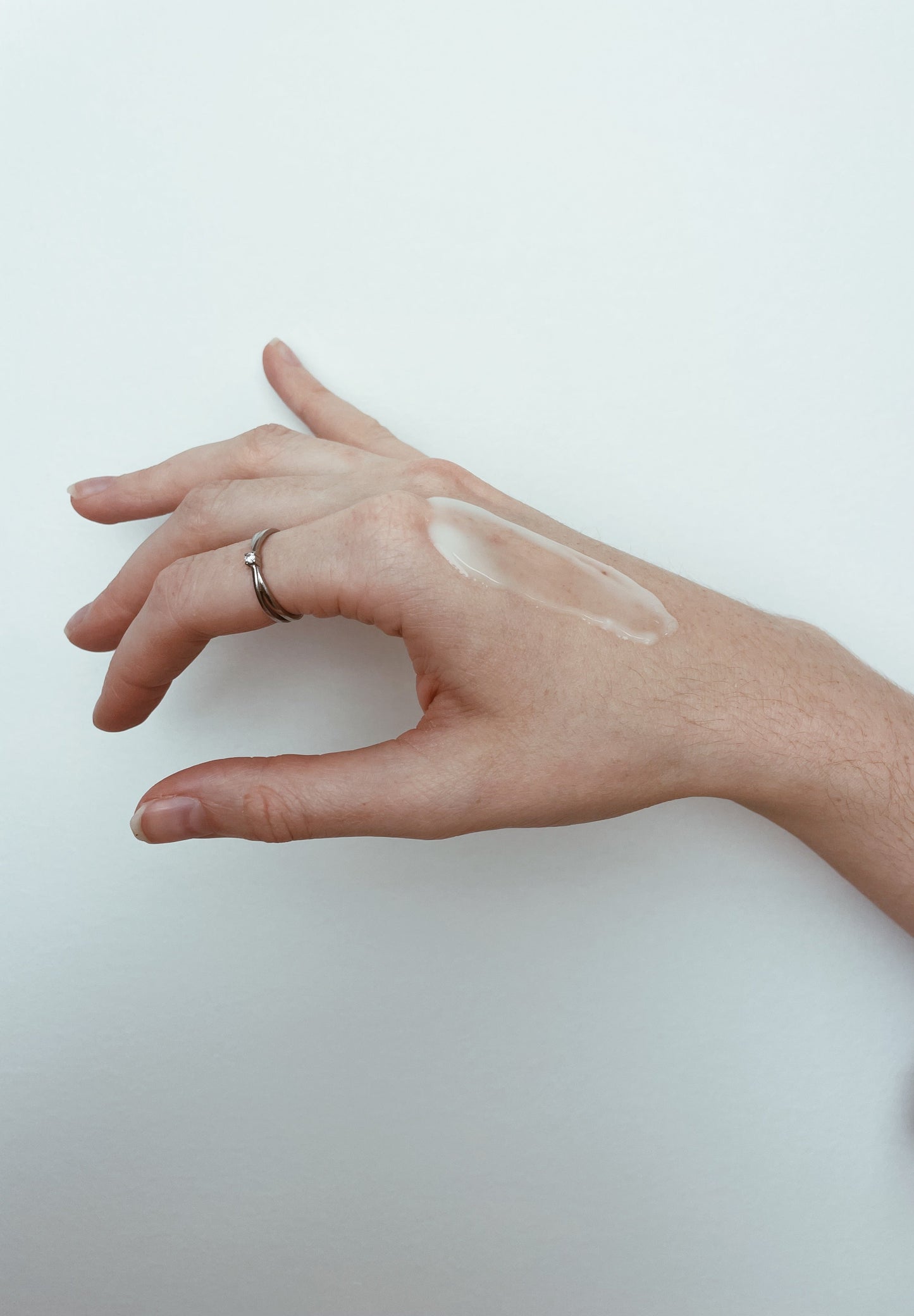 Lait nettoyant Hydra Velours - Nessa Cosmétiques